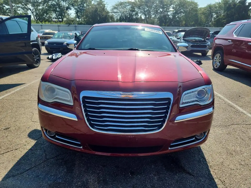 2011 CHRYSLER 300 LIMITED  