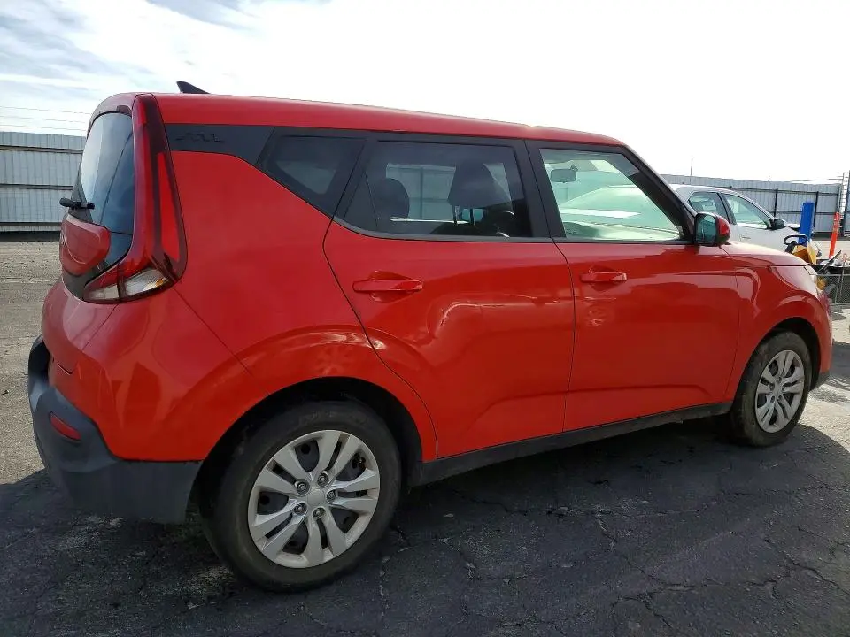 2022 KIA SOUL LX  