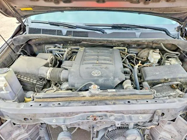 2019 TOYOTA SEQUOIA SR5  