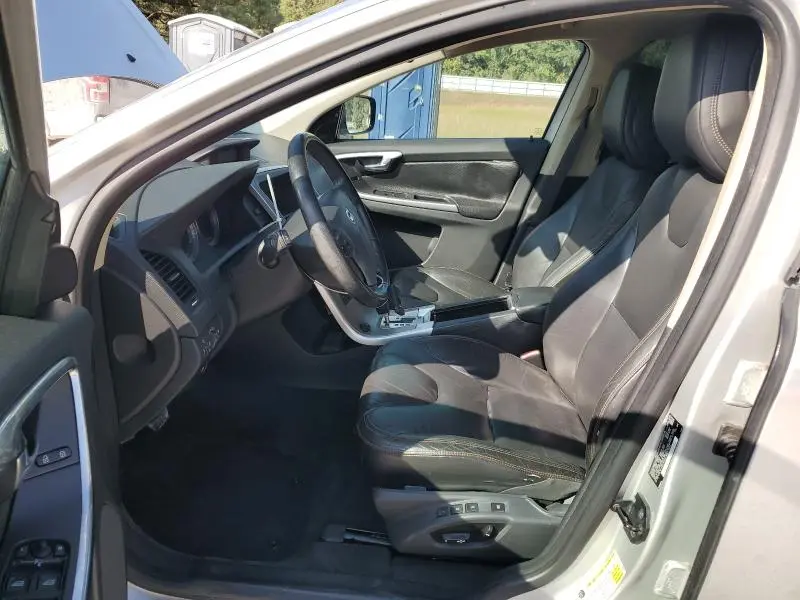 2010 VOLVO XC60 T6  