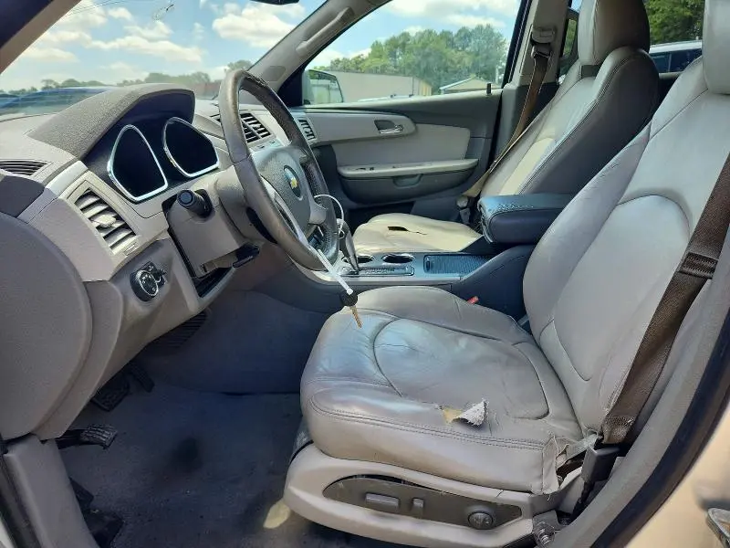 2012 CHEVROLET TRAVERSE LT  