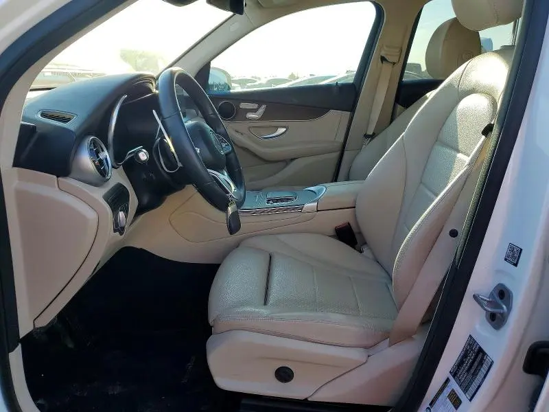 2022 MERCEDES-BENZ GLC 300  