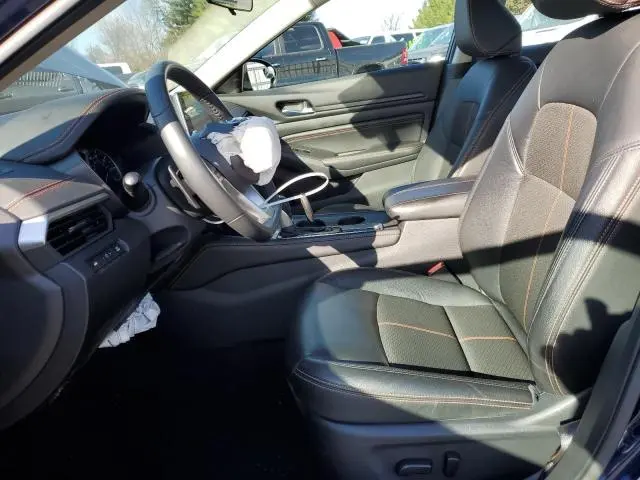 2021 NISSAN ALTIMA SR  