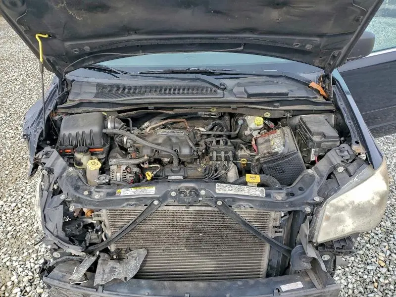 2010 CHRYSLER TOWN & COUNTRY LX  