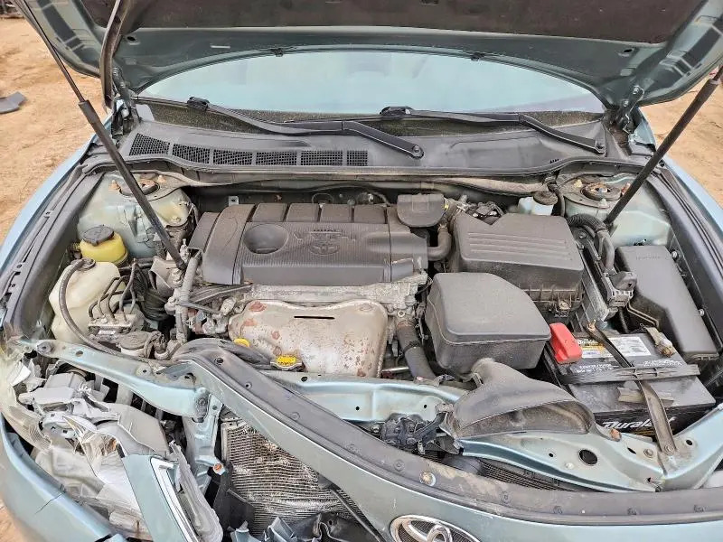 2011 TOYOTA CAMRY LE  