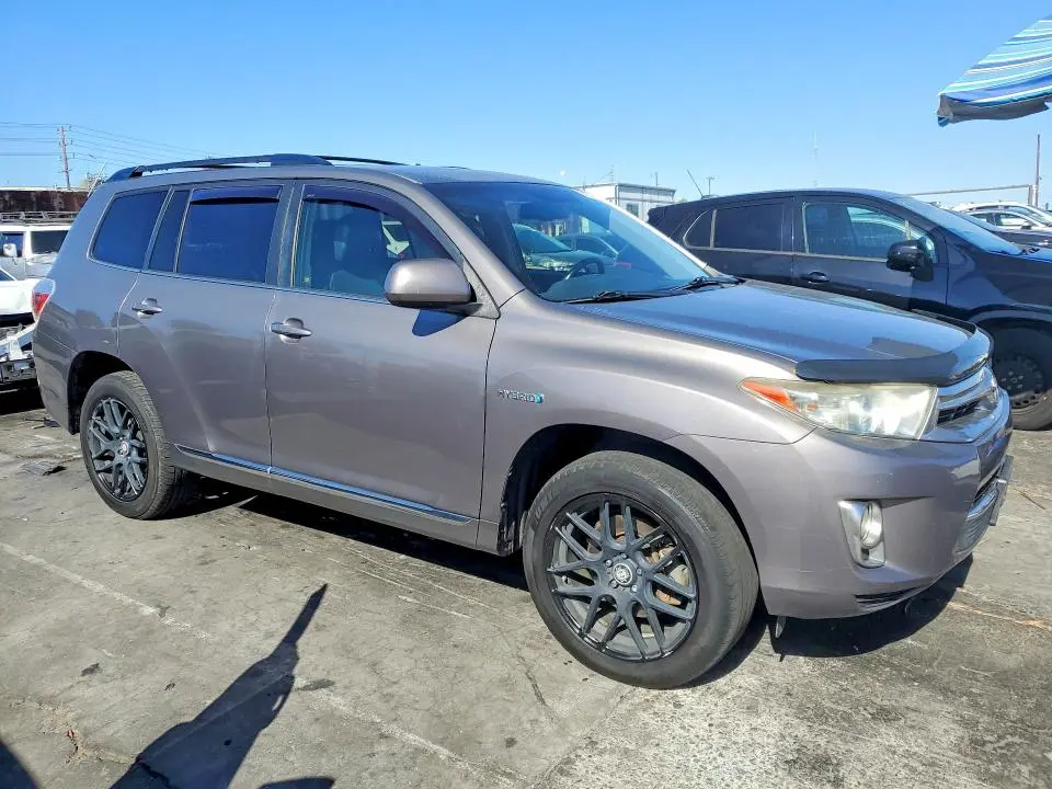 2013 TOYOTA HIGHLANDER HYBRID  