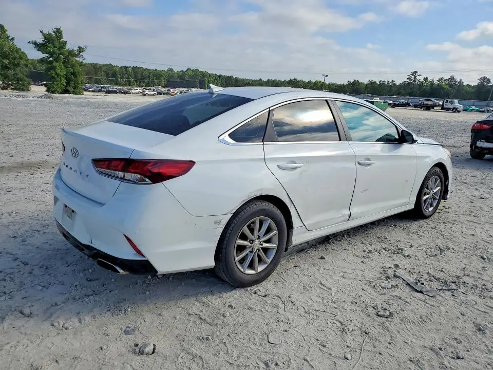 2019 HYUNDAI SONATA SE  
