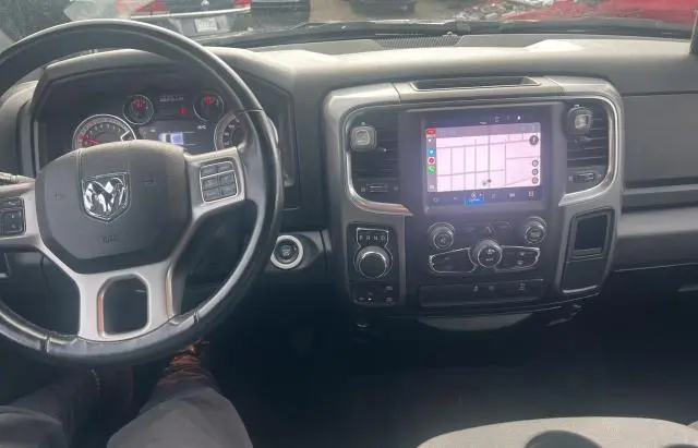 2022 RAM 1500 CLASSIC SLT  