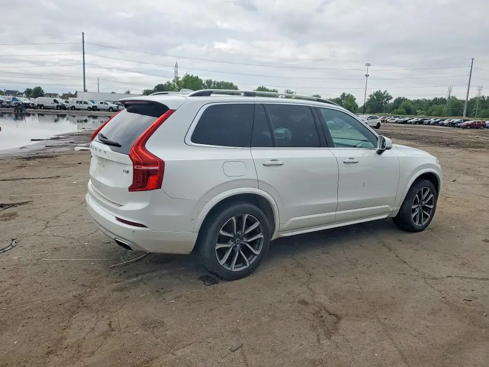2018 VOLVO XC90 T6  