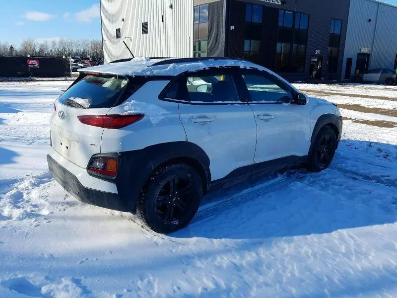 2020 HYUNDAI KONA SE  