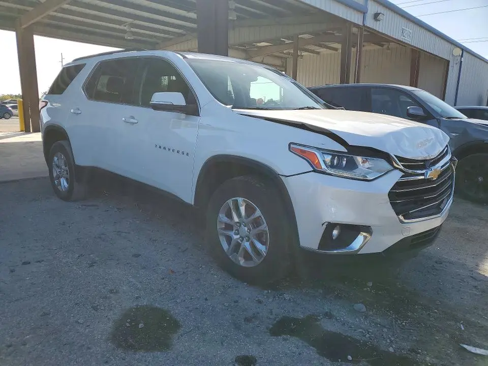 2021 CHEVROLET TRAVERSE LT  