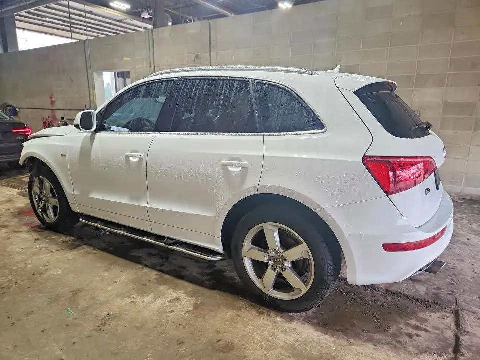 2012 AUDI Q5 PREMIUM PLUS  