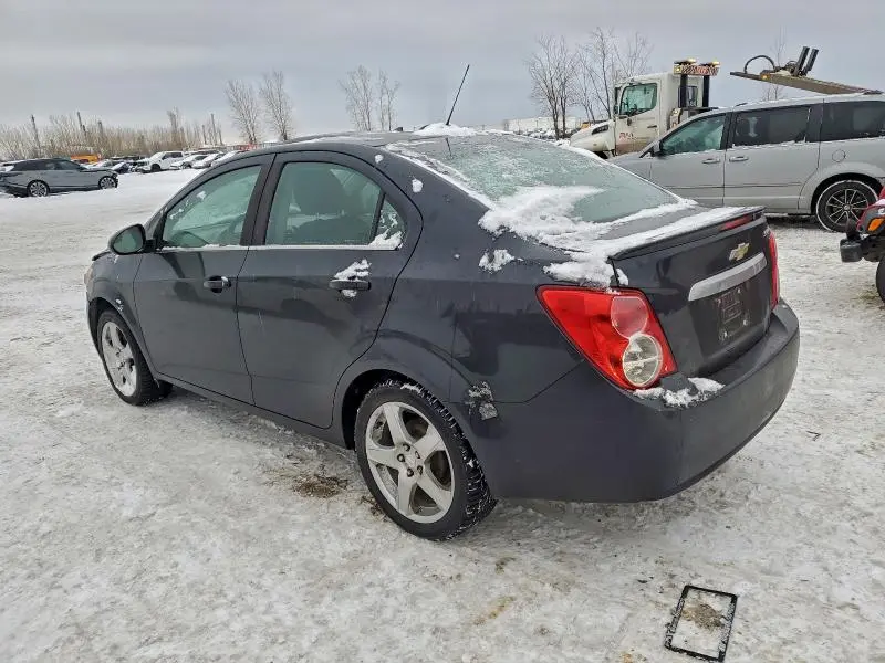 2015 CHEVROLET SONIC LT  