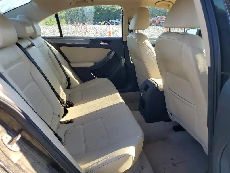 2015 VOLKSWAGEN JETTA TDI  