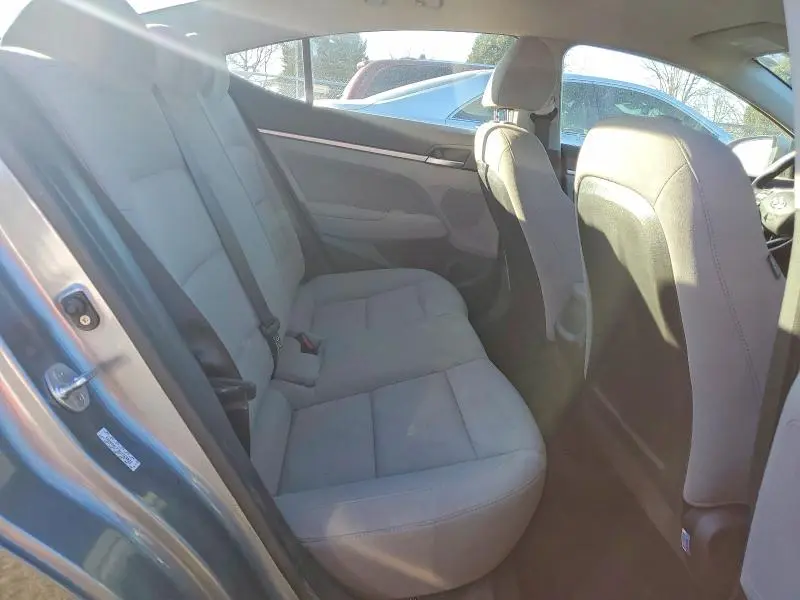 2019 HYUNDAI ELANTRA SEL  