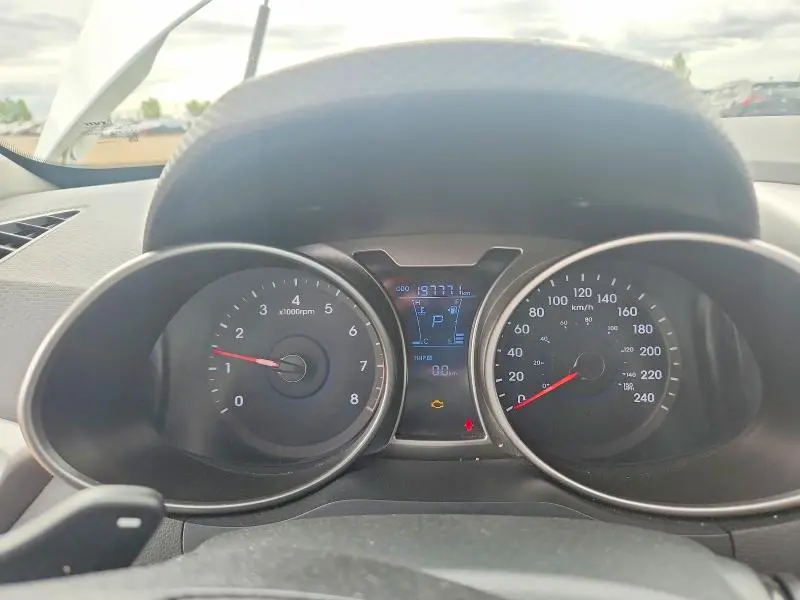 2016 HYUNDAI VELOSTER BASE  
