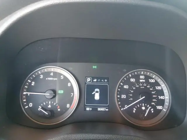 2016 HYUNDAI TUCSON SE  