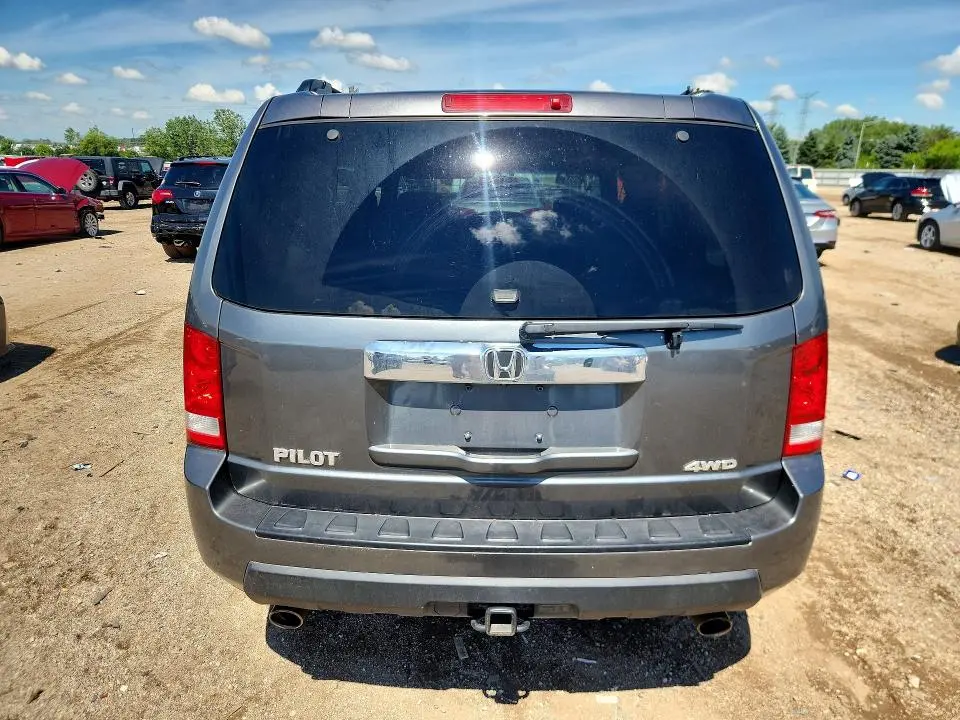 2011 HONDA PILOT EXLN  