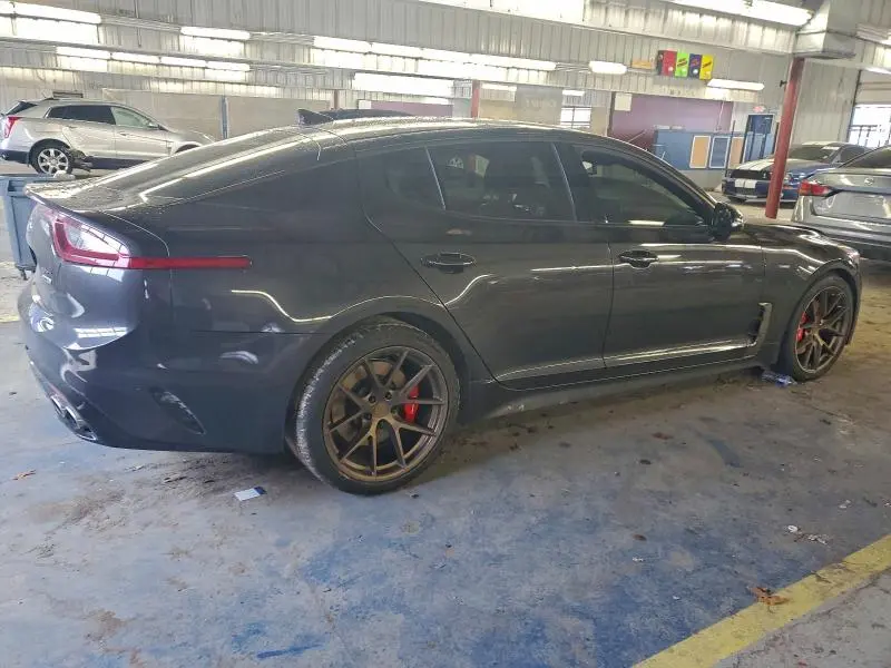 2018 KIA STINGER GT2  