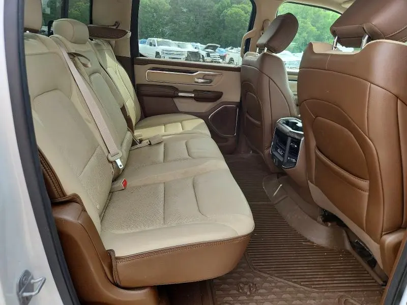 2019 RAM 1500 LARAMIE  