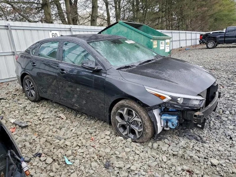 2022 KIA FORTE FE  