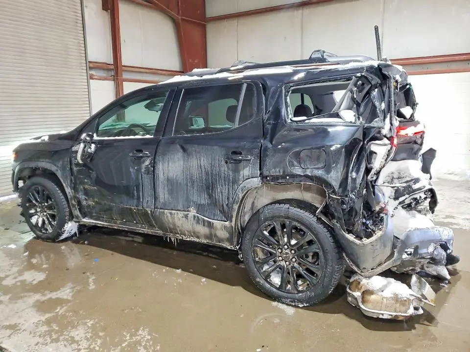 2022 GMC ACADIA SLE  