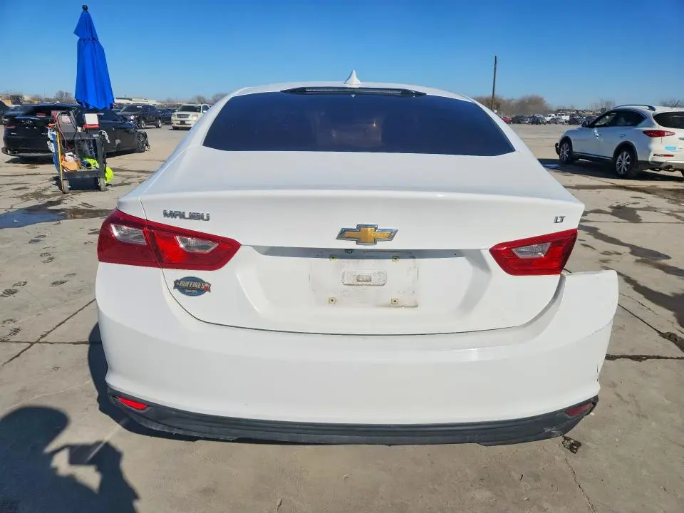 2017 CHEVROLET MALIBU LT  