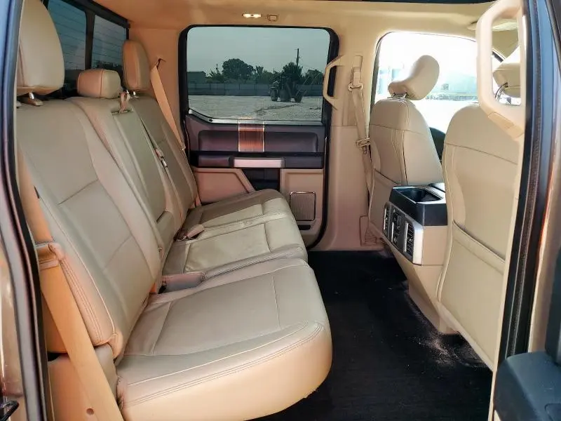 2015 FORD F150 SUPERCREW  