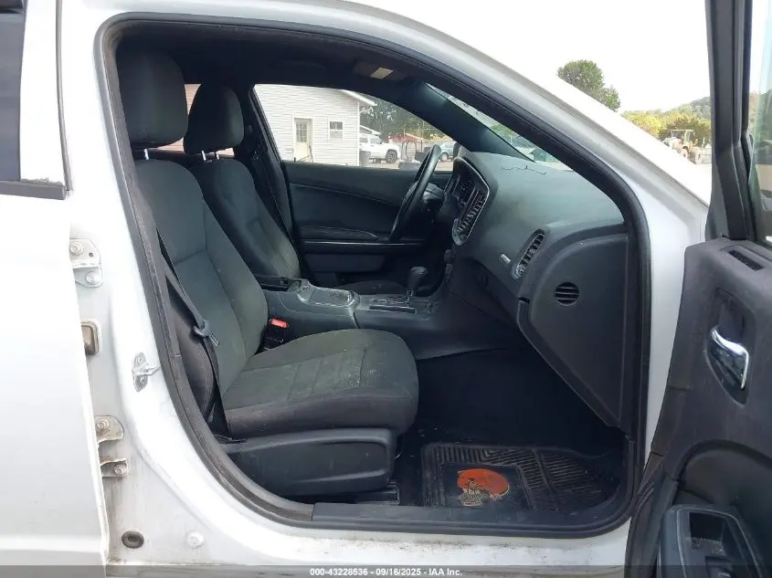 2014 DODGE CHARGER SE