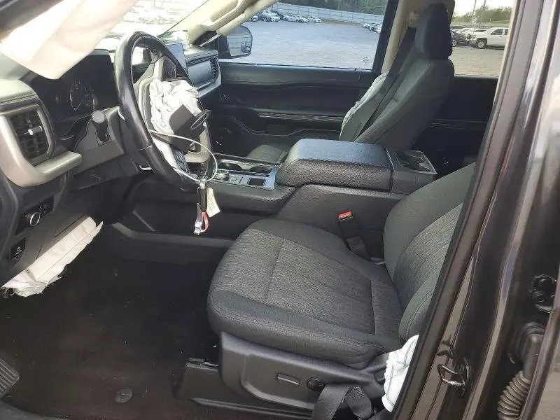 2022 FORD EXPEDITION XLT  