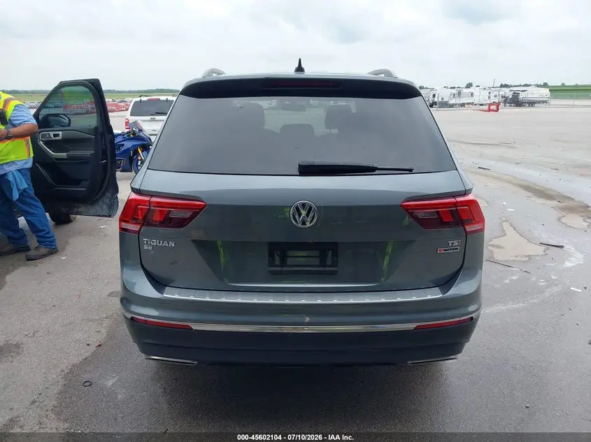 2018 VOLKSWAGEN TIGUAN 2.0T SE/2.0T SEL
