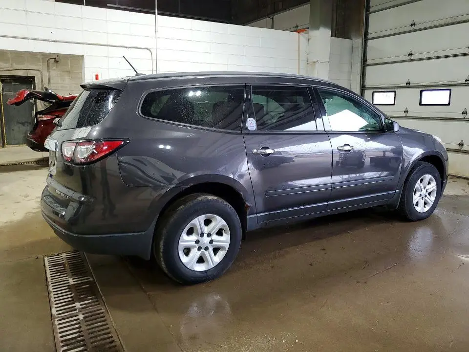 2013 CHEVROLET TRAVERSE LS  