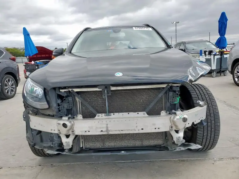 2017 MERCEDES-BENZ GLC 300  