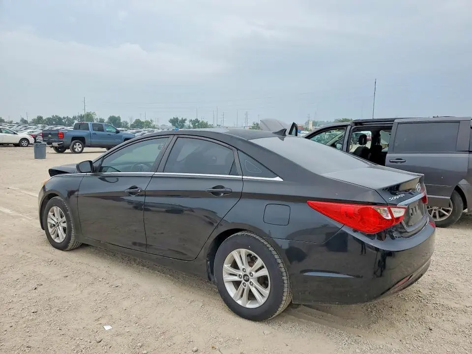 2011 HYUNDAI SONATA GLS  