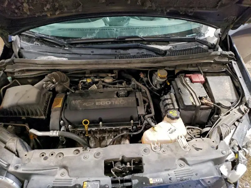 2015 CHEVROLET SONIC LT  