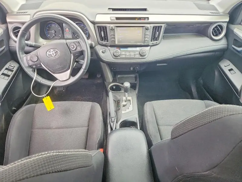 2017 TOYOTA RAV4 XLE  