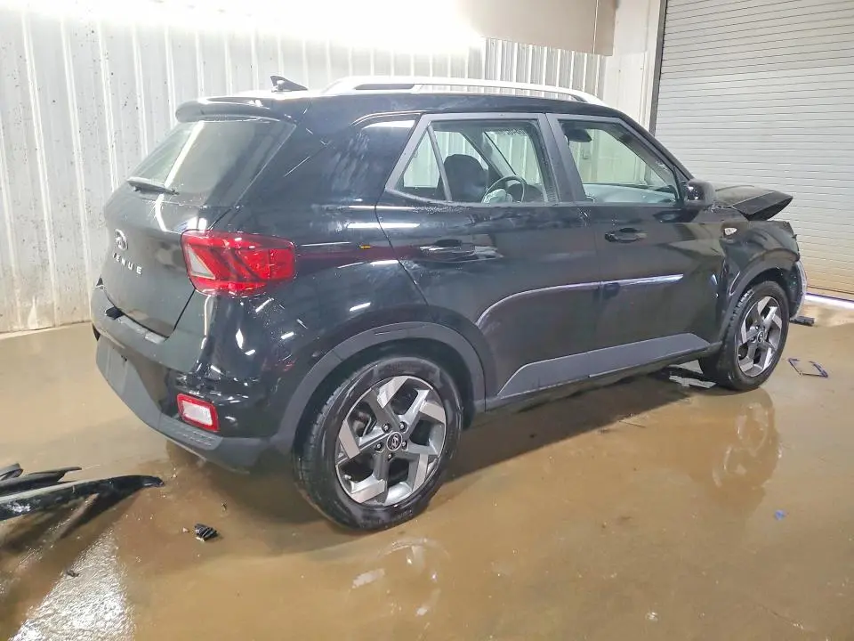 2022 HYUNDAI VENUE SEL  