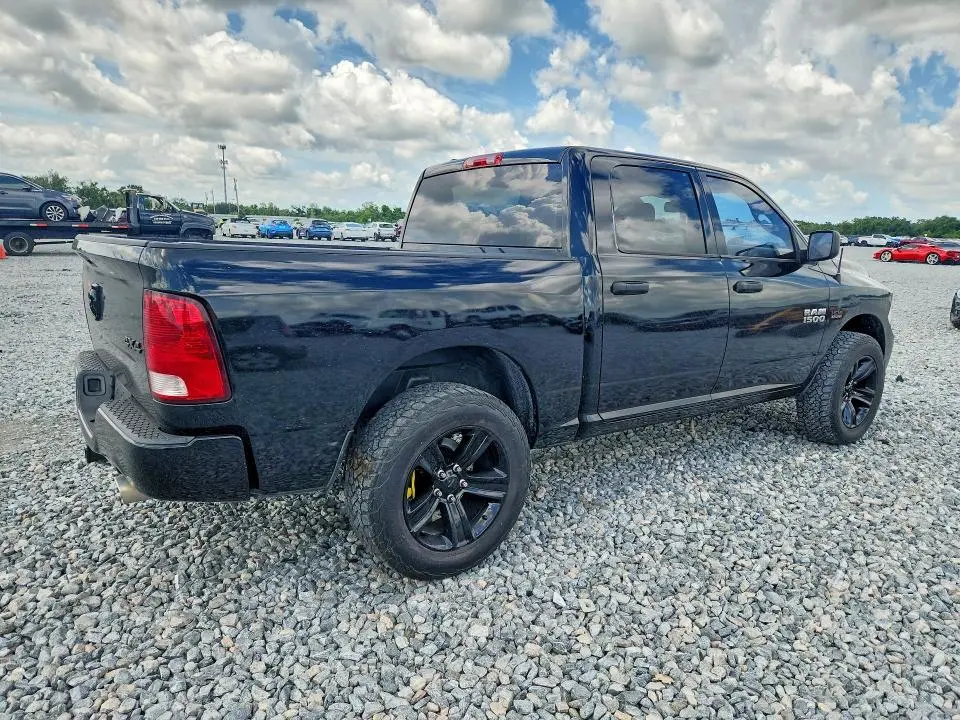 2014 RAM 1500 ST  