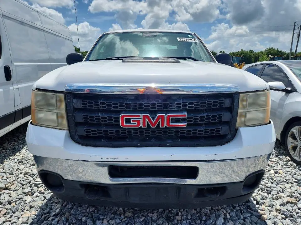 2011 GMC SIERRA C2500 HEAVY DUTY  