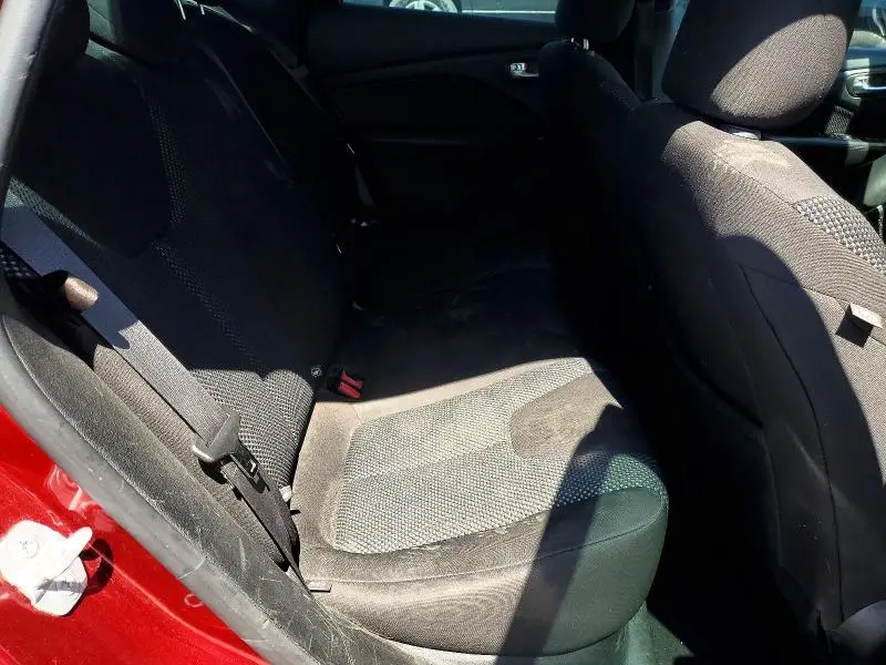 2015 DODGE DART SE  
