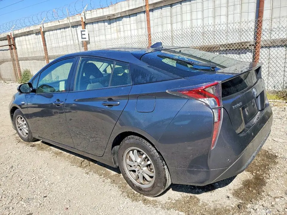 2018 TOYOTA PRIUS THREE  