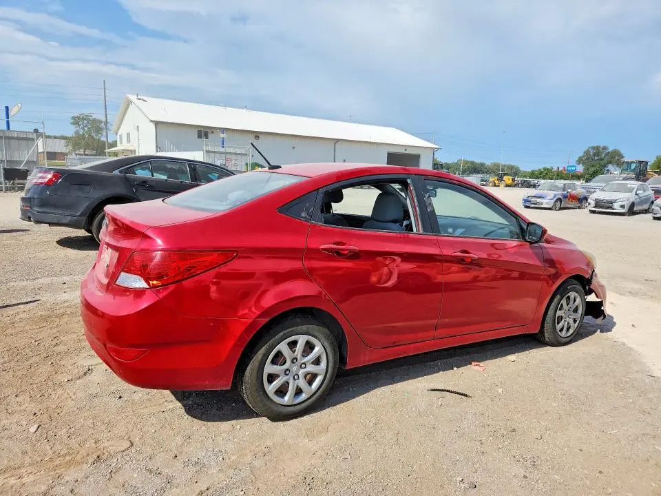 2013 HYUNDAI ACCENT GLS  