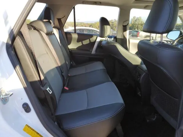 2024 TOYOTA 4RUNNER SR5/SR5 PREMIUM  