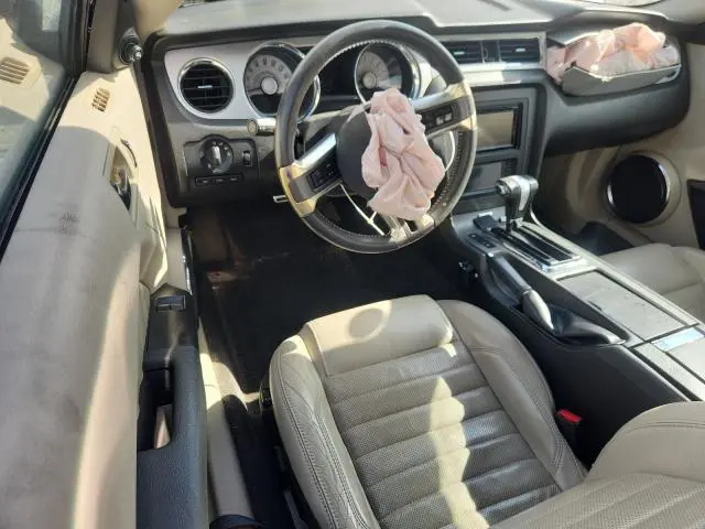 2011 FORD MUSTANG