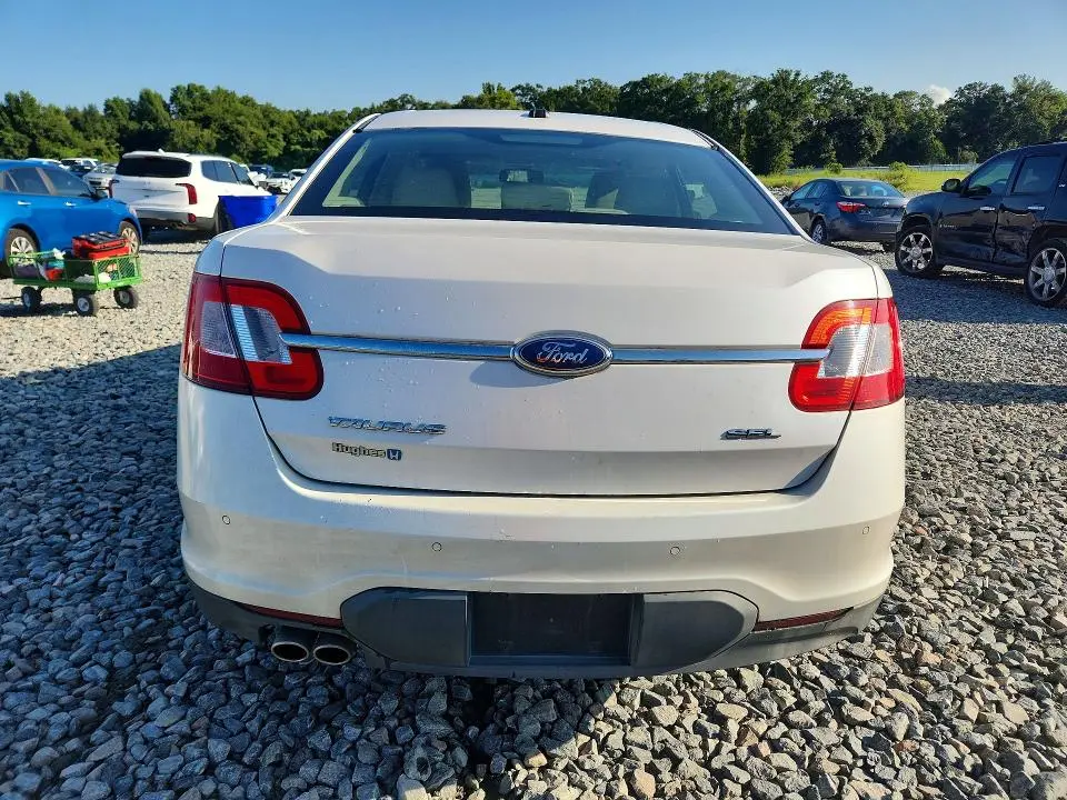 2010 FORD TAURUS SEL  