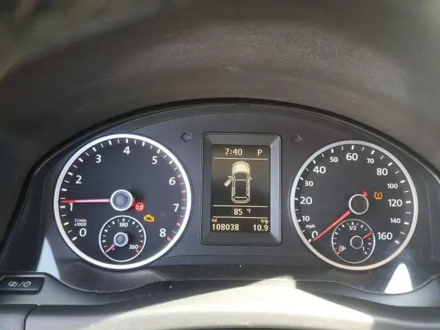 2013 VOLKSWAGEN TIGUAN S  