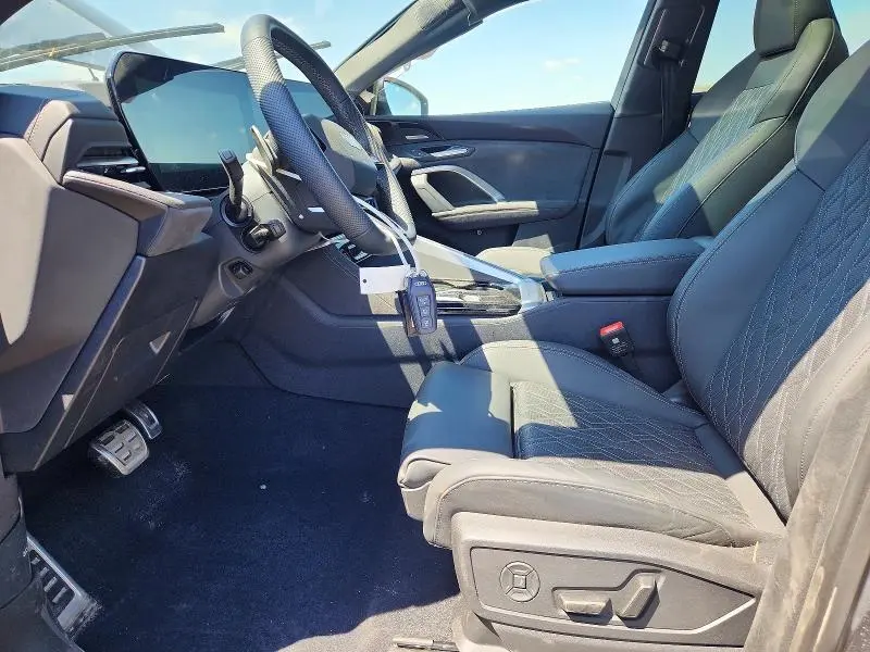 2025 AUDI SQ5 PREMIUM PLUS  