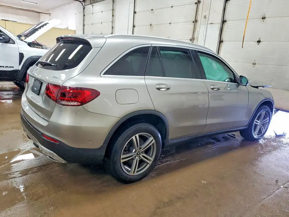 2021 MERCEDES-BENZ GLC 300 4MATIC  