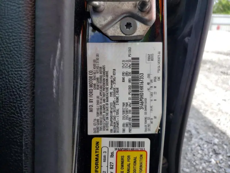 2017 FORD FUSION SE  