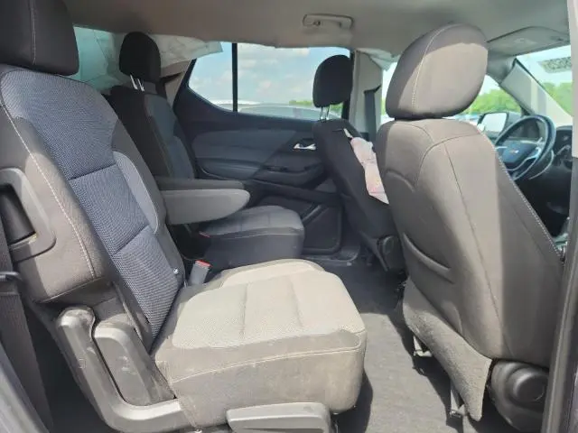 2020 CHEVROLET TRAVERSE LT  